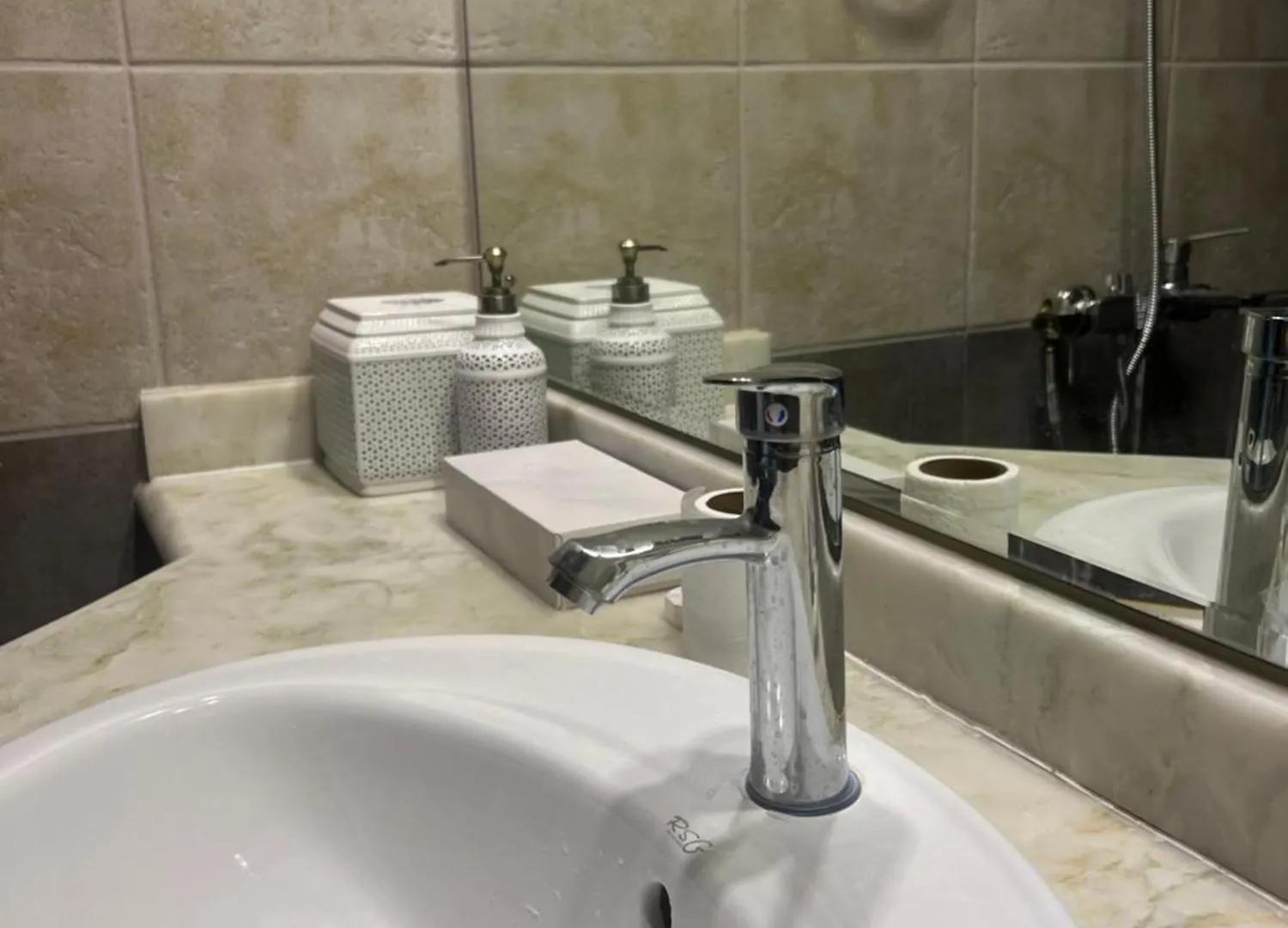 Luxury Apartments Kg Tower 13-1 Dubai 0*,  United Arab Emirates