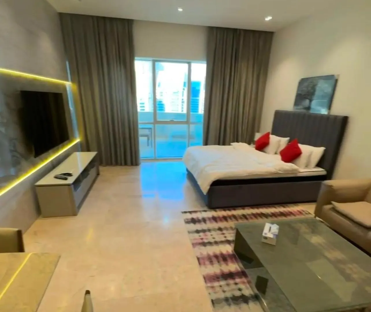 Luxury Apartments Kg Tower 13-1 Dubai
